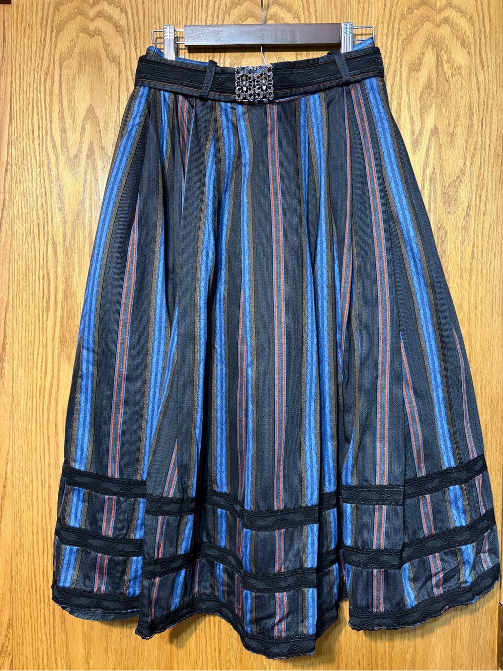 Vintage Trachten Rasp Berchtesgaden Striped Folk Skirt - Ornate Metal Buckle